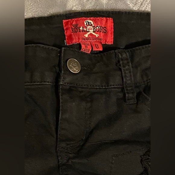 Royal Bones distressed shorts, size 0 - Picture 6 of 6